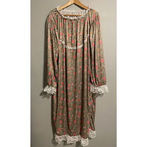 Womens Nightgown XL Green Floral Satin Lace Ruffle Stretch Cottagecore Prairie